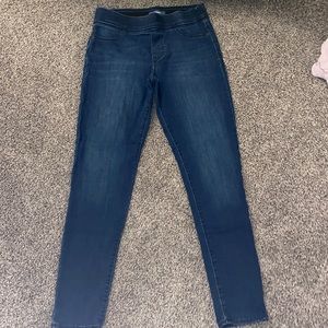 Old Navy Mid Rise Jeans Size 8